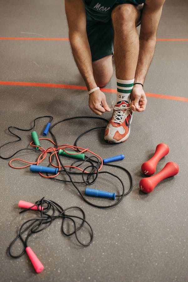 WHAT CONSTITUTES A GOOD SKIPPING ROPE?